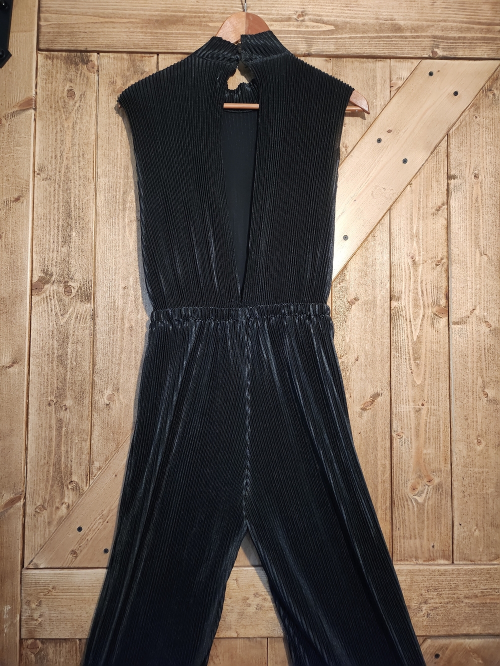 Urban Outfitters Women’s Black Pleated Jumpsuit